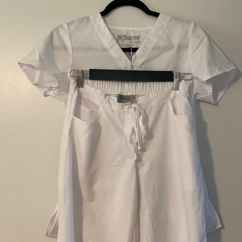 Greys Anatomy White scrub set
